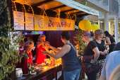Blick in die Bowle-Bar des Straßenfest-Vereins